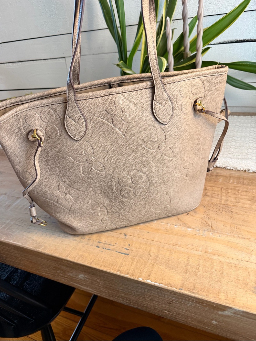Textured Embossed Tote in Beige - Elegant Everyday Carry